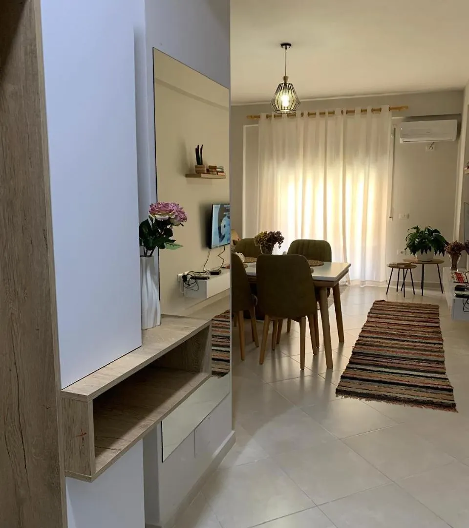 Green Tea Apartment City Center Muradie Vlore