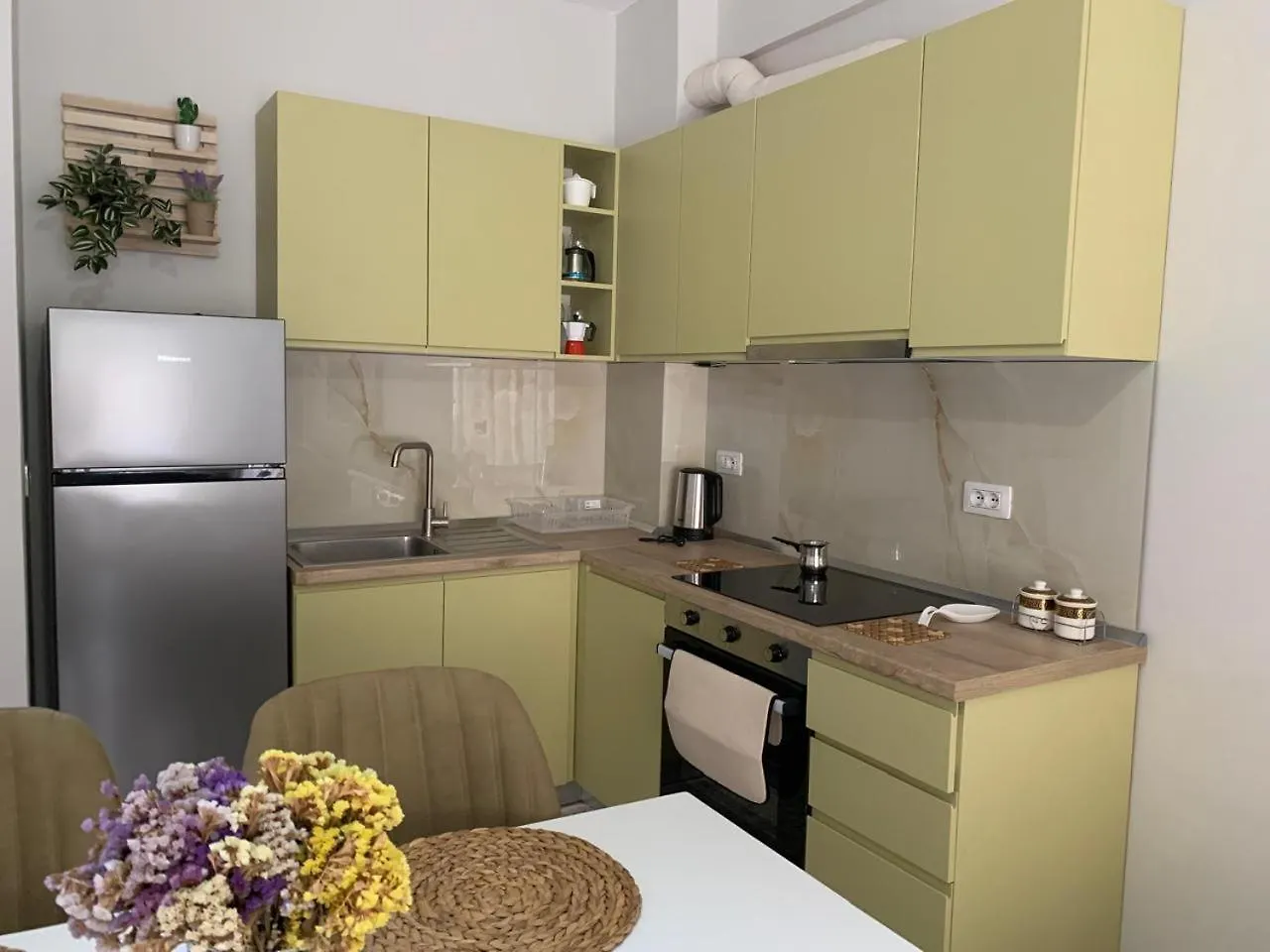 Green Tea Apartment City Center Muradie Vlore 0*,  Albania